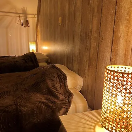 Rubis - Jacuzzi - Pairi Daiza - 6 Pers Brugelette