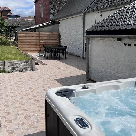 Holiday home Rubis - Jacuzzi - Pairi Daiza - 6 Pers