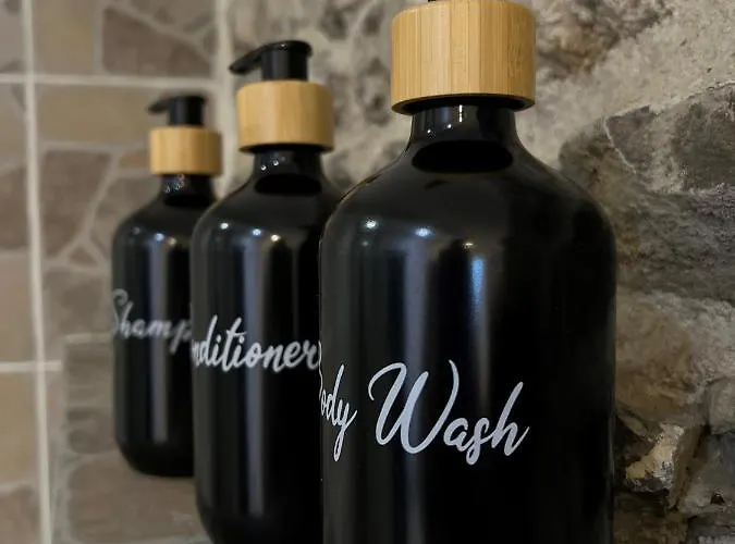 Rubis - Jacuzzi - Pairi Daiza - 6 Pers * Brugelette