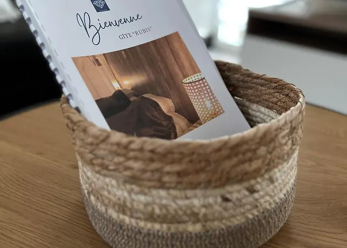 Rubis - Jacuzzi - Pairi Daiza - 6 Pers Brugelette